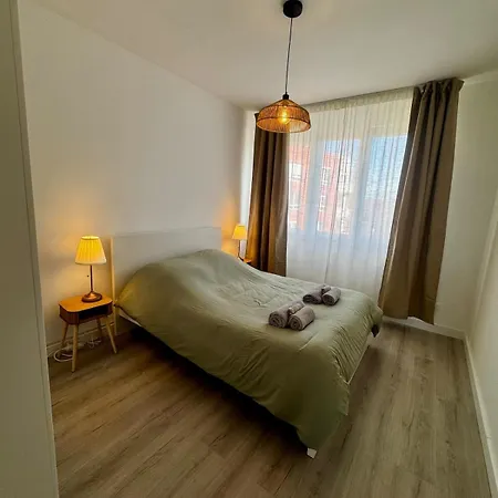 Apartment Cozy 2 Bedrooms